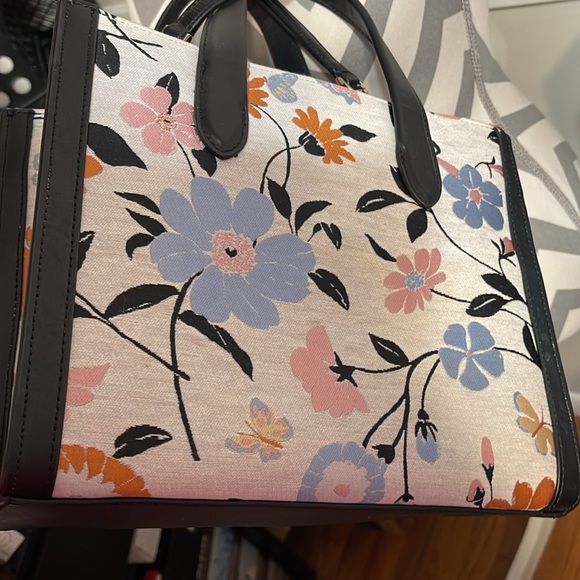 Kate spade crossbody - Picture 7 of 7